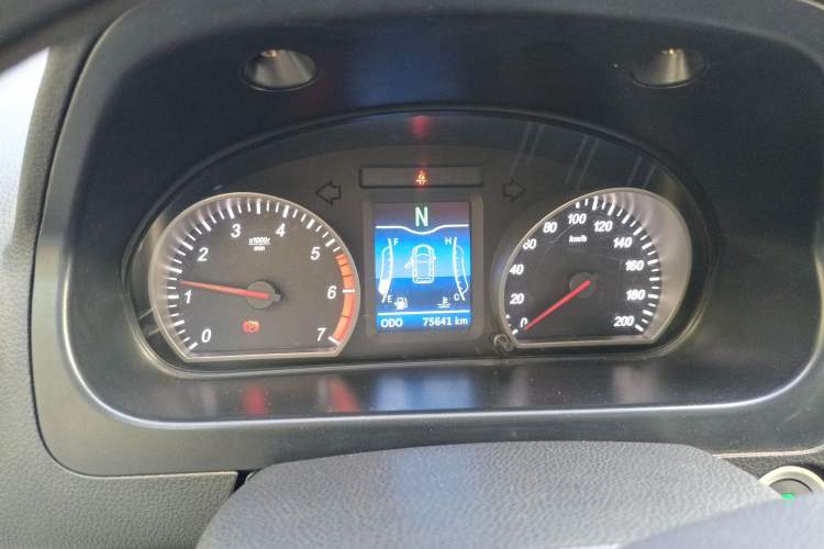 Used HYOSOW H2 2015 1.5L AMT Luxury Version BJ415C
