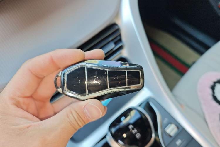 Used BYD Song Pro New Energy 2023 Champion Edition DM-i 71KM Navigation Model