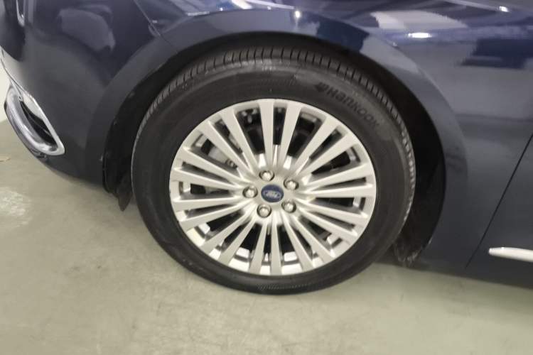 Used Ford Taurus 2017 EcoBoost 245 Luxury Model