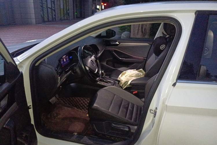 Used Volkswagen Sagitar 2021 280TSI DSG 30th Anniversary Edition Driver Seat