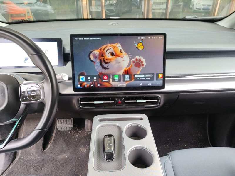 Used AION Y 2022 Plus 70 Enjoy Edition — 12