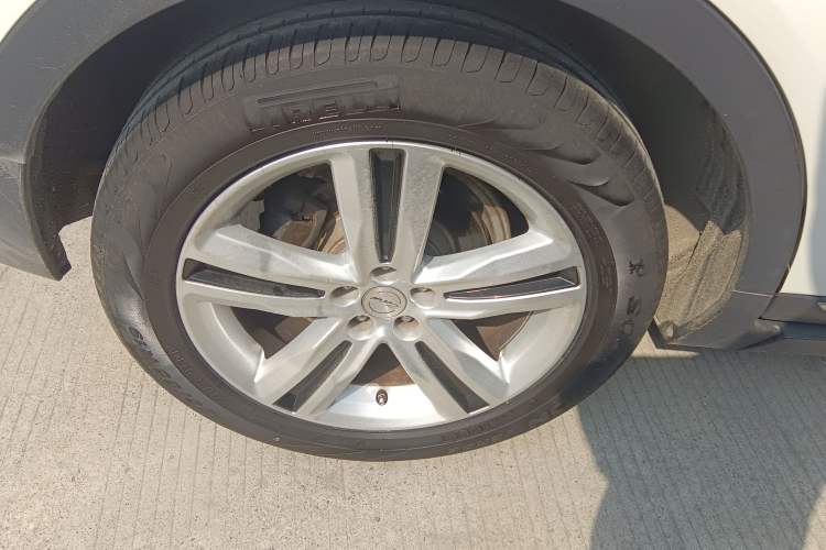 Used Zotye T700 2017 1.8T Dual-Clutch Luxury Model