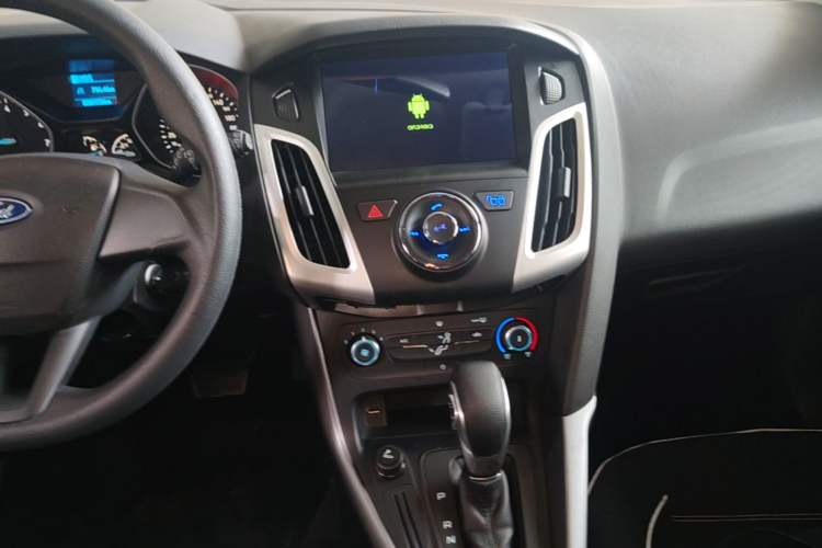 Used Ford Focus 2015 Hatchback 1.6L Automatic Comfort Model