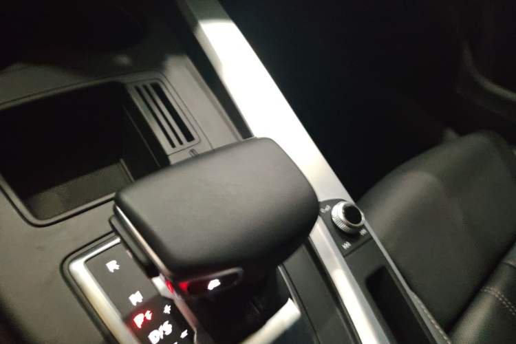 Used Audi A4L 2023 40 TFSI Fashion Dynamic Model
