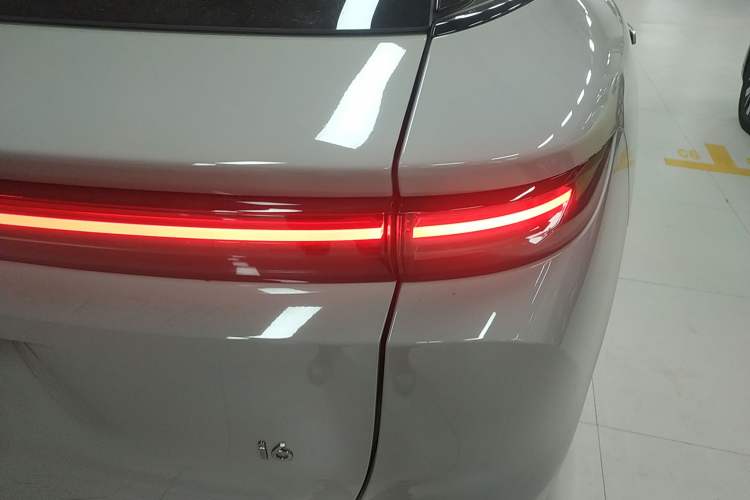 Used Li Auto Li Auto i6 2025 Model Two-Wheel-Drive Standard Type