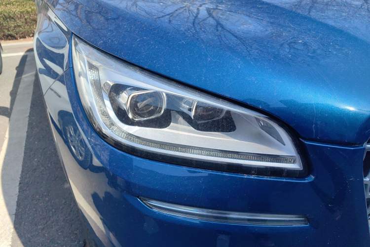 Used Lincoln Corsair 2020 2.0T Four-Wheel Drive Prestige Edition Right Front Headlight