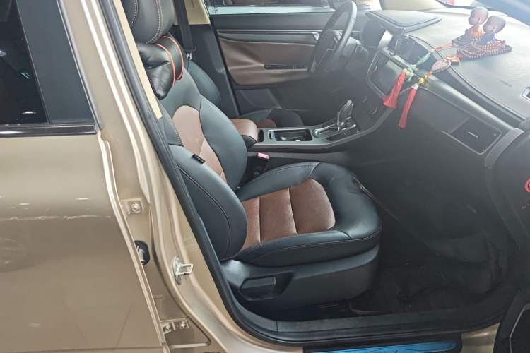 Used Geely Auto Emgrand GS 2016 Elegant Edition 1.3T Automatic ZhenShang Model
