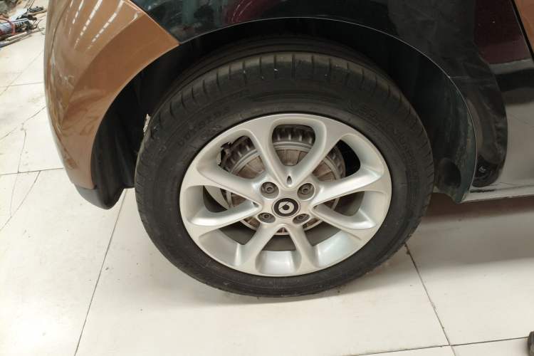 Used smart forfour 2016 1.0L 52 kW Dynamic Edition