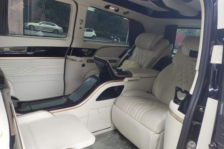 Used Lorinser VS Series 2021 VS600MX Gulf Stream · Unity of Heaven and Earth