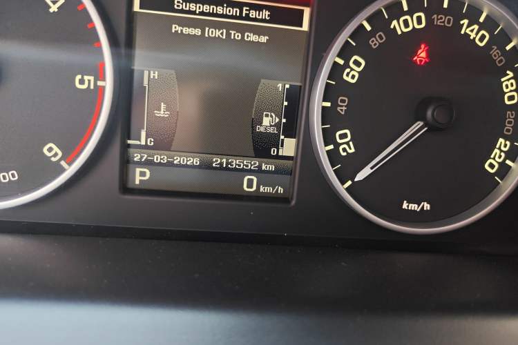 Used Land Rover Range Sport 2010 3.0 TDV6 HSE Diesel Edition Odometer Close Up