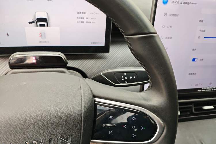 Used Chery Fengyun T9 2024 120 Long-Range Flagship Version 7 Seats Ternary Lithium Gear Lever