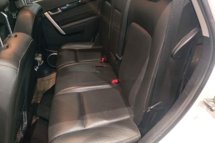 Used Chevrolet Captiva 2014 2.4L Two-Wheel Drive Urban Version 7 Seats