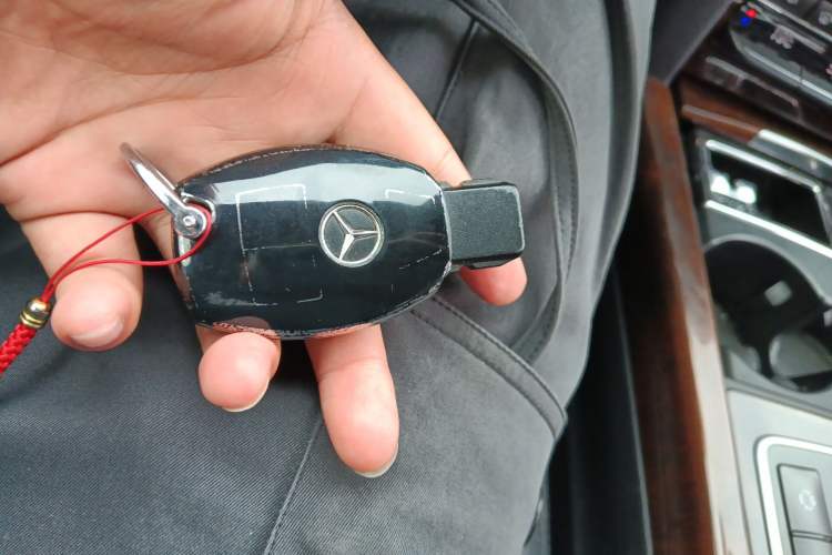 Used Mercedes-Benz E-Class 2011 E 300 L Elegant Model Vehicle Key