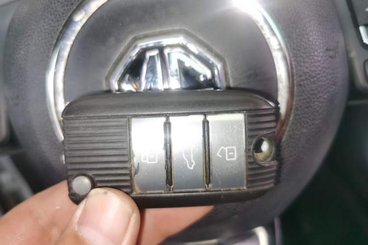 Used MG ZS 2018 1.5L Automatic Luxury Edition China V Standard