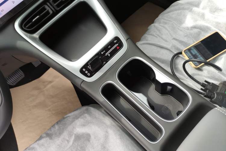 Used Geely Galaxy Geome 2026 Model 310km Dream Edition Gear Lever