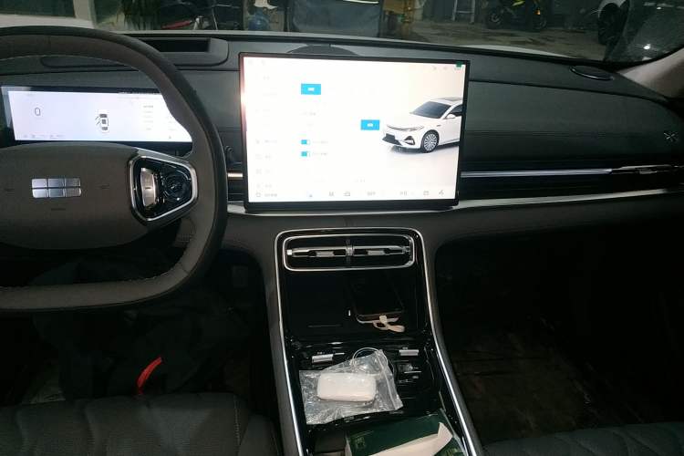 Used Geely Galaxy A7 2025 Model EM-i 150km Starship Edition