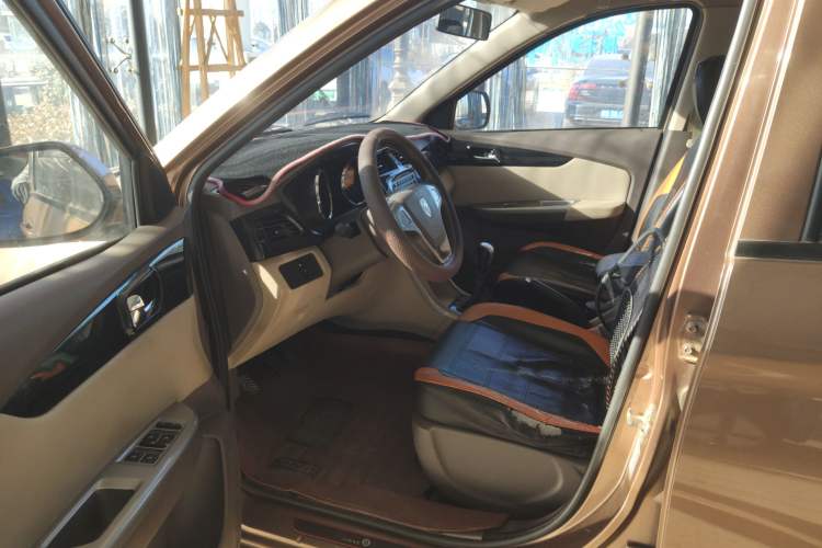 Used Foton Gatu ix5 2016 1.5L Zhiyue Model
