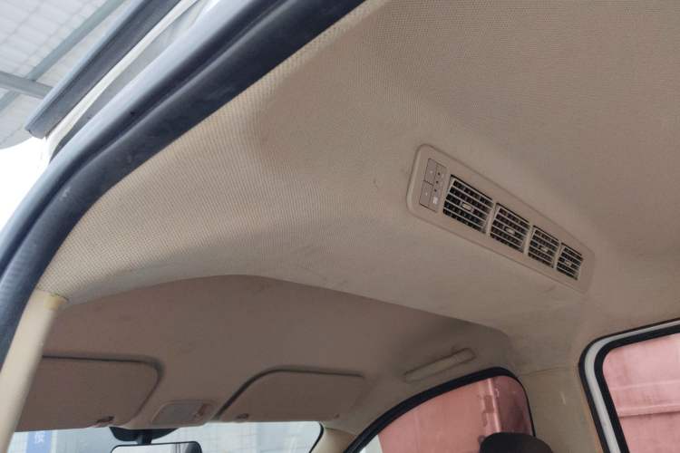 Used Wuling Rongguang V 2019 1.5L Standard Version China VI LAR
