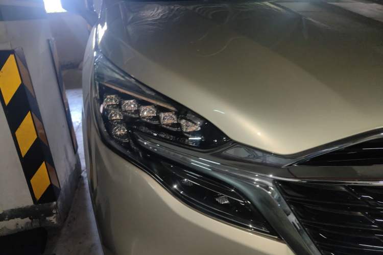 Used Buick GL8 2021 ES Land Cruiser 653T Flagship Model
