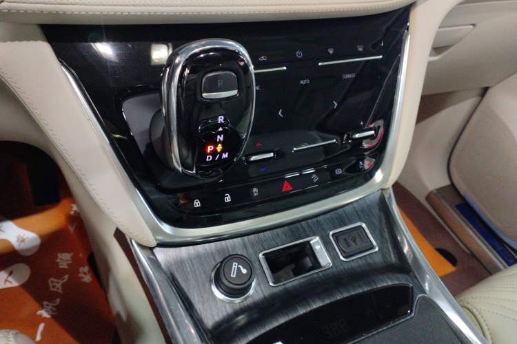 Used Buick GL8 2023 ES Lu Zun Comfort Model