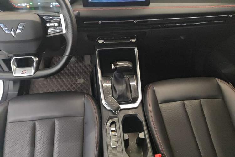 Used Wuling Alvez 2022 1.5T CVT Trendy & Cool Edition