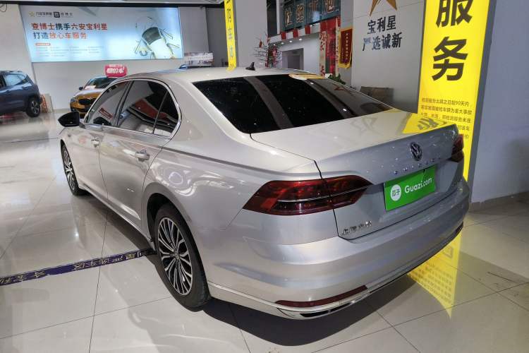 Used Volkswagen Phideon 2018 Revised Version 380TSI Two-Wheel Drive Business Edition