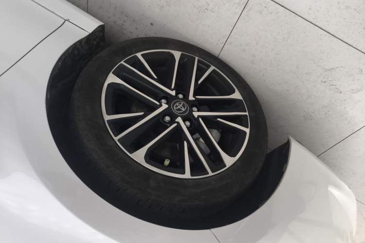 Used Toyota Camry 2024 Dual-Motor 2.0 HG Premium Edition