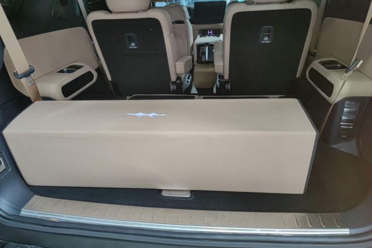 Used Formula Leopard 8 2025 Smart & Brave Flagship Edition 6 Seats
