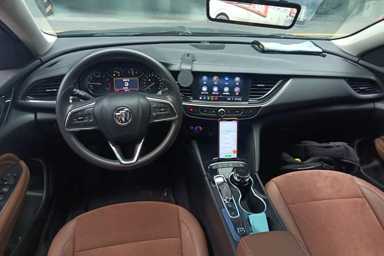 Used Buick Regal 2022 552T Smart Edition Center Console