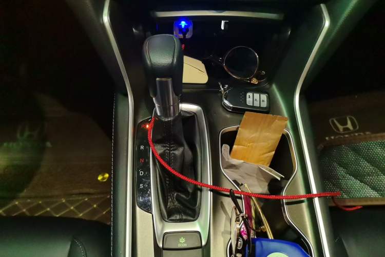 Used Honda Accord 2018 260TURBO Luxury Edition China V Emission Standard Gear Lever