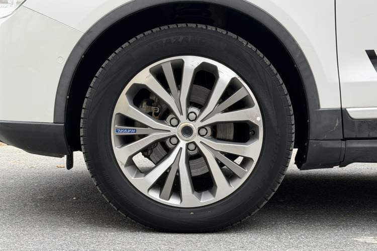 Used Haval H7 2017 Blue Label H7L 2.0T Automatic Prestige Model
