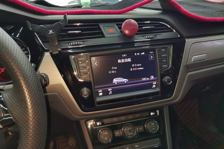 Used Volkswagen Touran 2018 Volkswagen Touran L 280TSI DSG Comfort Edition 7 Seats China V Emission Standard