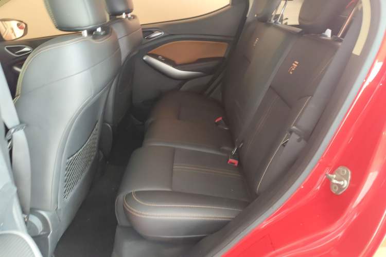 Used BYD Yuan 2016 1.5L Manual Comfort Model
