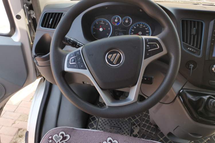 Used Foton Toano 2022 2.0T Manual Urban Edition Short Wheelbase Low Roof Rear Single Tire 5/6/9-Seater 4F20TC3
