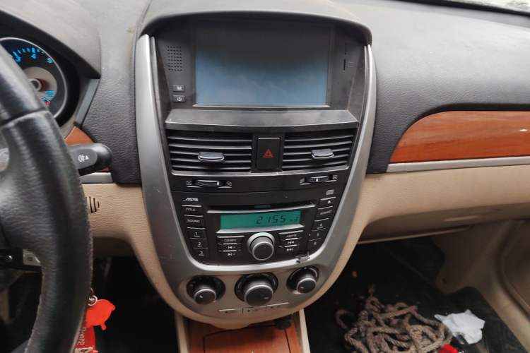 Used Buick Excelle 2011 1.6 LE-AT