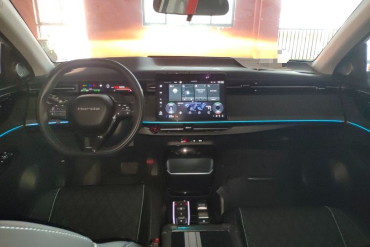 Used Honda e:NP2 2024 Advanced Edition Center Console