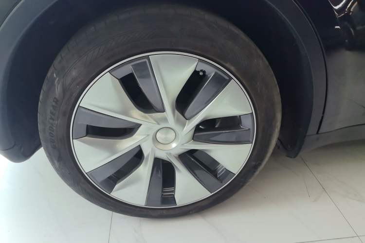 Used Tesla Model Y 2022 Rear-Wheel-Drive Version