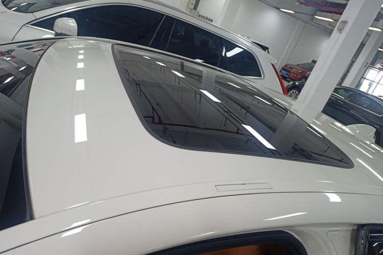 Used BMW 5 Series 2022 525i M Sport Package Roof