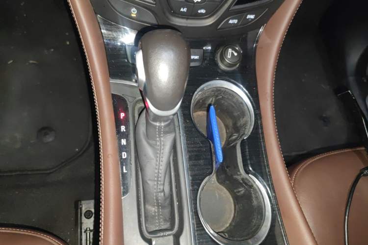 Used Buick Envision 2020 28T Four-Wheel Drive Elite Version Gear Lever