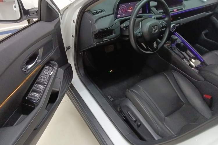 Used Honda Accord 2024 260TURBO Luxury Edition Driver Seat