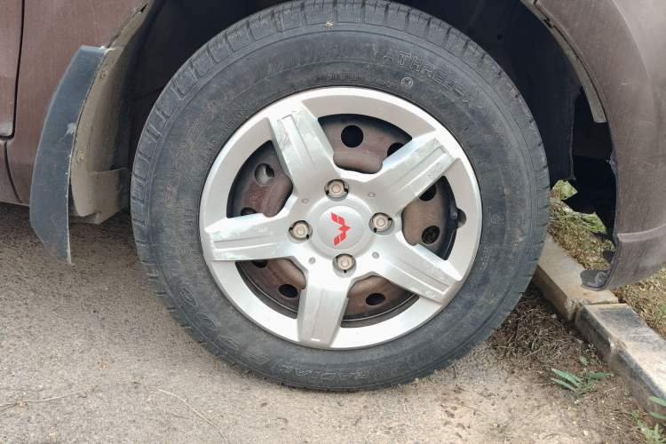 Used Wuling Hongguang 2015 1.2L S Base Model China V Standard
