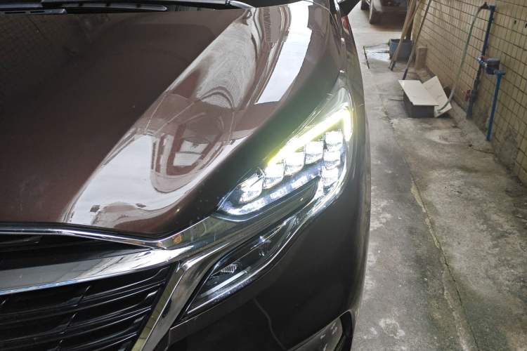 Used Buick GL8 2021 ES Landtrek 653T Comfort Edition
