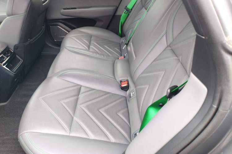 Used Zeekr 001 2022 Ultra-Long Range Single-Motor WE Version Left Rear Seat