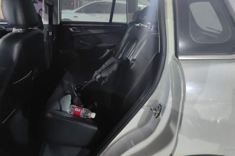 Used Zotye Domy X5 2015 1.5T Manual Luxury Model China V Standard