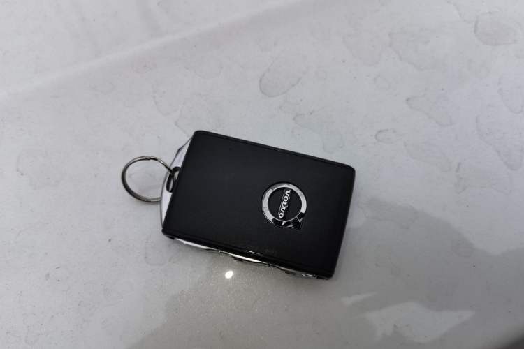 Used Volvo XC90 2018 T6 Zhiyi Edition 7-Seater Vehicle Key