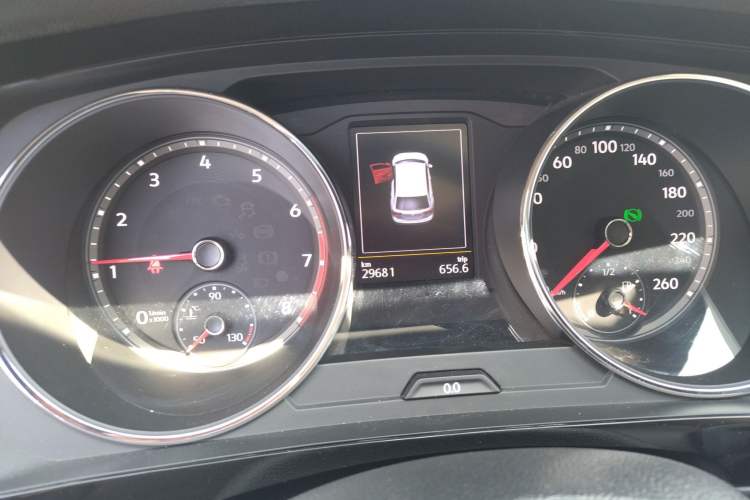 Used Volkswagen Tiguan L 2018 330TSI Automatic Two-Wheel Drive Luxury Edition