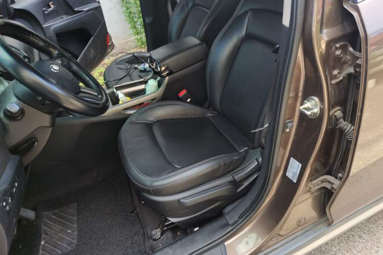 Used Kia Sportage R 2016 2.0L Automatic Two-Wheel Drive DLX Left Front Seat