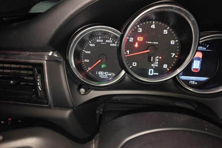 Used Porsche Macan 2017 Macan 2.0T