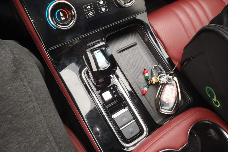 Used JETOUR X70 PLUS 2025 1.5T ZhiZhen Pailong Edition 7-Seater