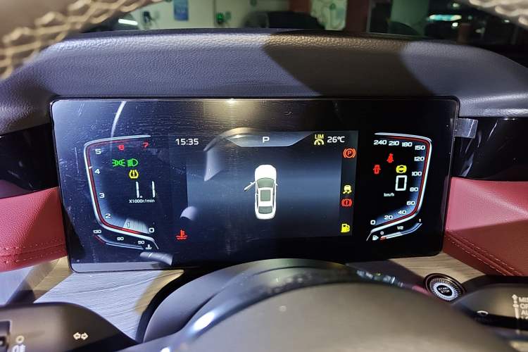 Used Hongqi H5 2025 1.5T DCT Qiyun 500 000th Unit Commemorative Edition Instrument Cluster